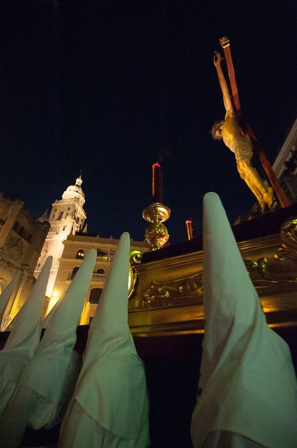 El Cristo de la Salud y el Señor del Rescate inundan de fervor el itinerario más nazareno.