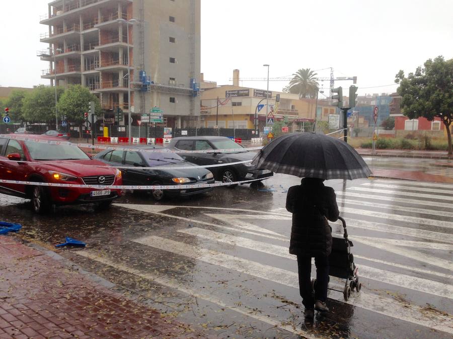 La Aemet mantiene la alerta naranja mientras que los pluviómetros registran precipitaciones de hasta 108 litros por metro cuadrado en las últimas 24 horas