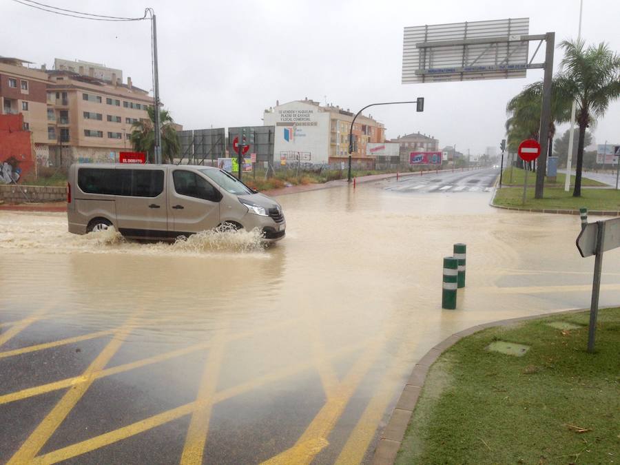 La Aemet mantiene la alerta naranja mientras que los pluviómetros registran precipitaciones de hasta 108 litros por metro cuadrado en las últimas 24 horas