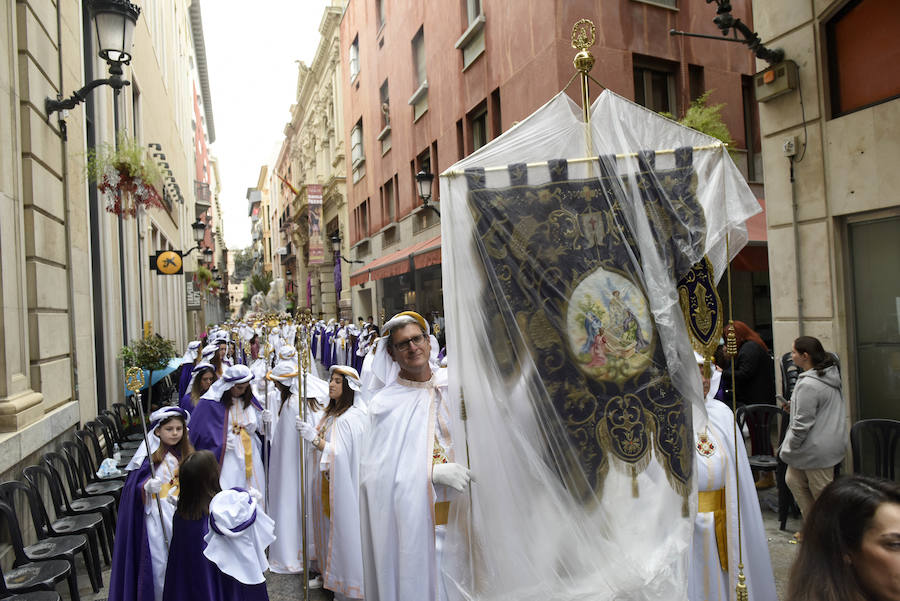 La procesión que pone fin a la Semana Santa murciana ha podido vencer a la previsión de lluvias, aunque ha tenido que retirarse antes de lo previsto