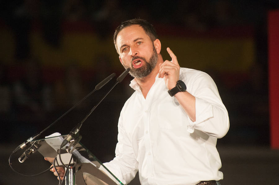 El presidente del partido vaticinó este domingo en Murcia que el día después de las elecciones generales «van a cerrar» muchas empresas de encuestas