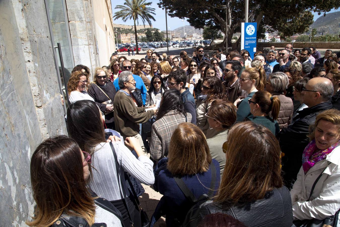 Hay 55 categorías en las que el Ayuntamiento quiere transformar en estables los puestos, que ahora están ocupados por interinos 