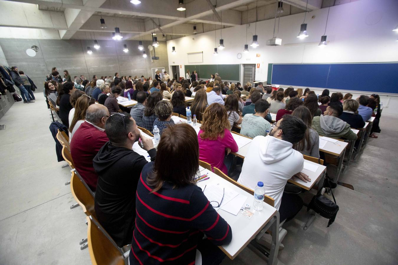 Hay 55 categorías en las que el Ayuntamiento quiere transformar en estables los puestos, que ahora están ocupados por interinos 