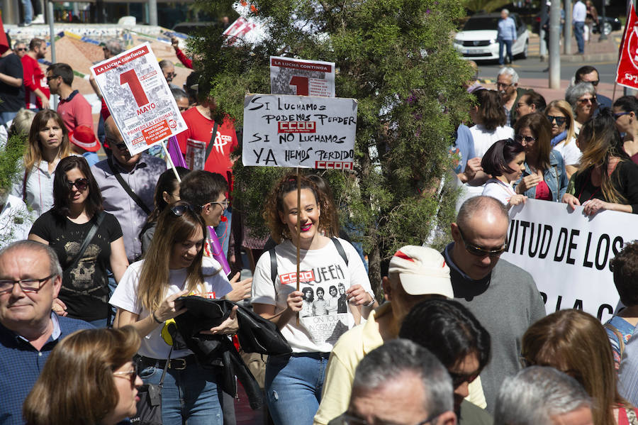 Las marchas del Día del Trabajador en Cartagena piden al nuevo Gobierno que piense «primero en las personas» a la hora de elaborar sus políticas, al tiempo que exigen una aplicación efectiva del salario mínimo interprofesional