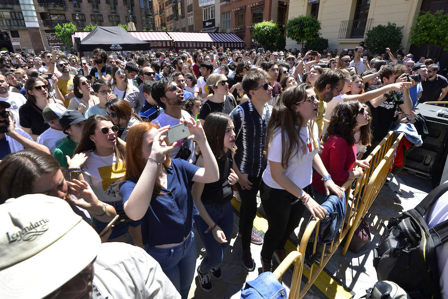 La banda madrileña protagoniza el último 'Secret Show' del festival en la plaza del Romea 