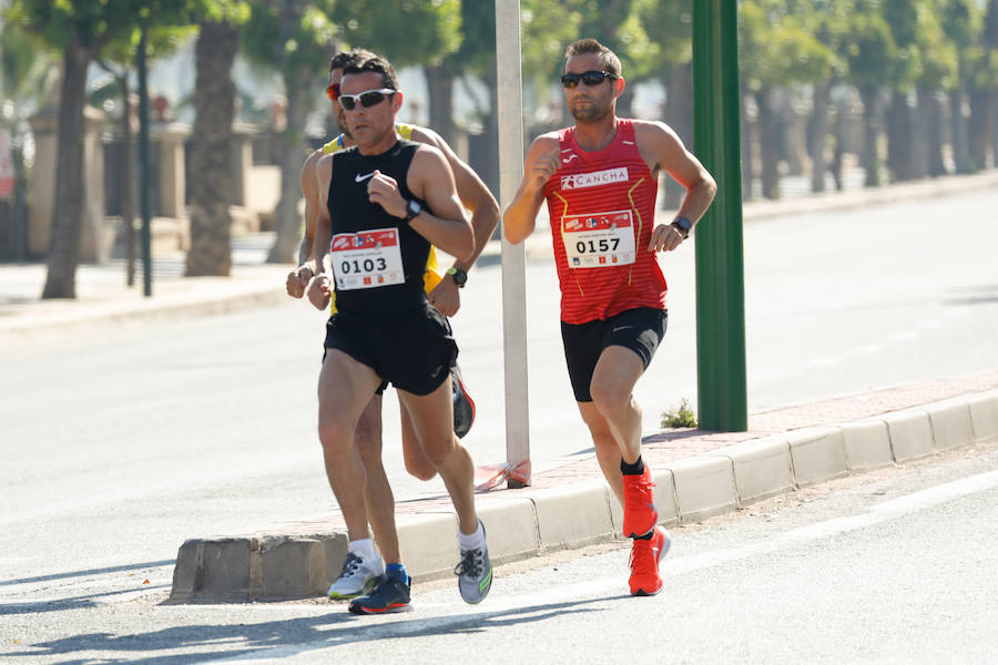 El ganador masculino completó la prueba en un tiempo de 32:19 minutos, por los 39:01 para la ganadora femenina