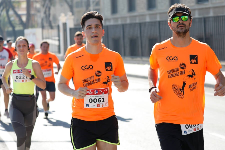 El ganador masculino completó la prueba en un tiempo de 32:19 minutos, por los 39:01 para la ganadora femenina