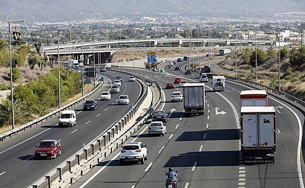 Radares en cascada: así va a conseguir la DGT que no se le escape ninguna multa