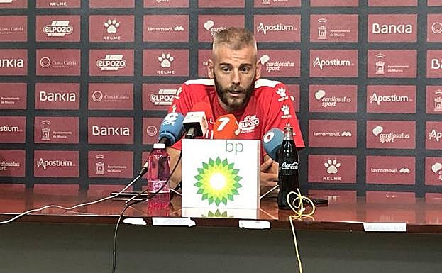 El capitán de ElPozo Murcia, Miguelín, en la rueda de prensa de este martes.