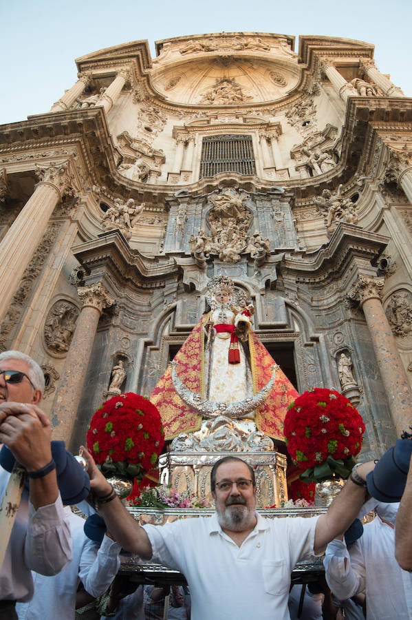 La vuelta de la patrona de Murcia se pospuso una semana para que estuviera presente en el acto celebrado el pasado sábado