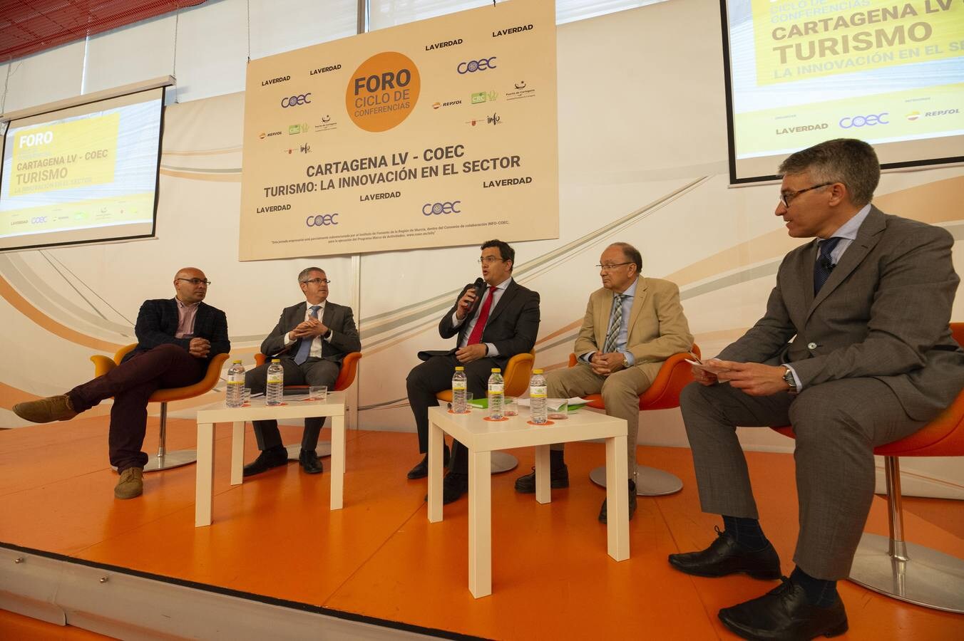 Los expertos analizanel presente y el futurodel sector en la Región como motor de desarrollo económico en el foro 'Turismo. Innovación en el sector', incluido en el ciclo de conferencias de 'La Verdad'.