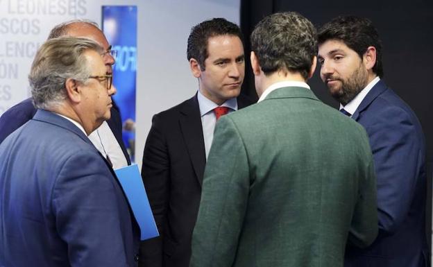 Fernando López Miras, junto a Teodoro García Egea, se reúne este lunes con el Comité Ejecutivo Nacional del PP.