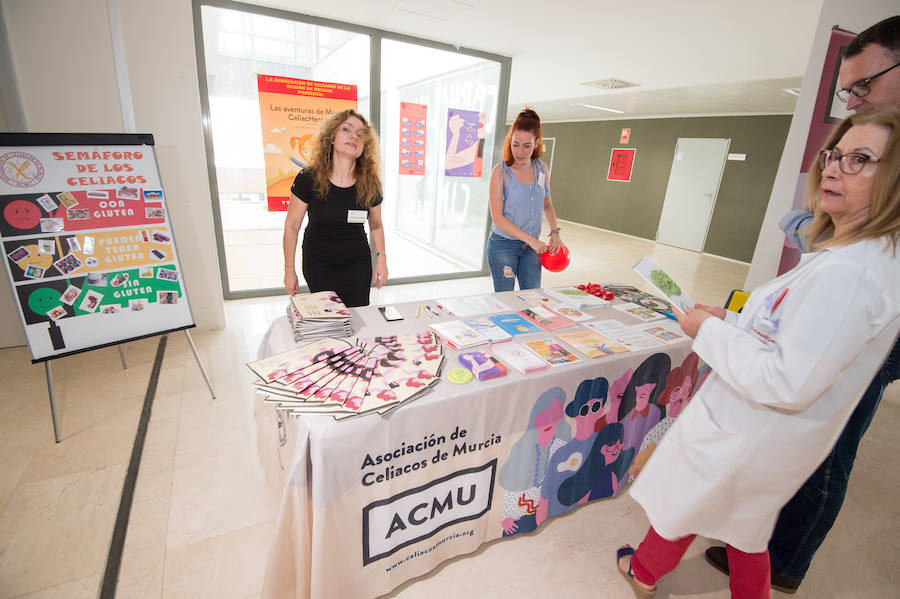 La actividad organizada por el hospital Virgen de la Arrixaca promueve diversas recomendaciones para prevenir enfermedades como la obesidad o las patologías cardiovasculares