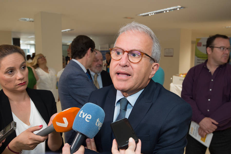 La actividad organizada por el hospital Virgen de la Arrixaca promueve diversas recomendaciones para prevenir enfermedades como la obesidad o las patologías cardiovasculares