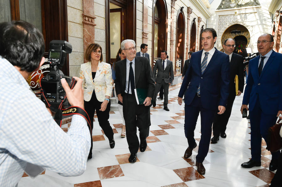 El analista político ha dado su visión sobre varios temas de la actualidad política española 