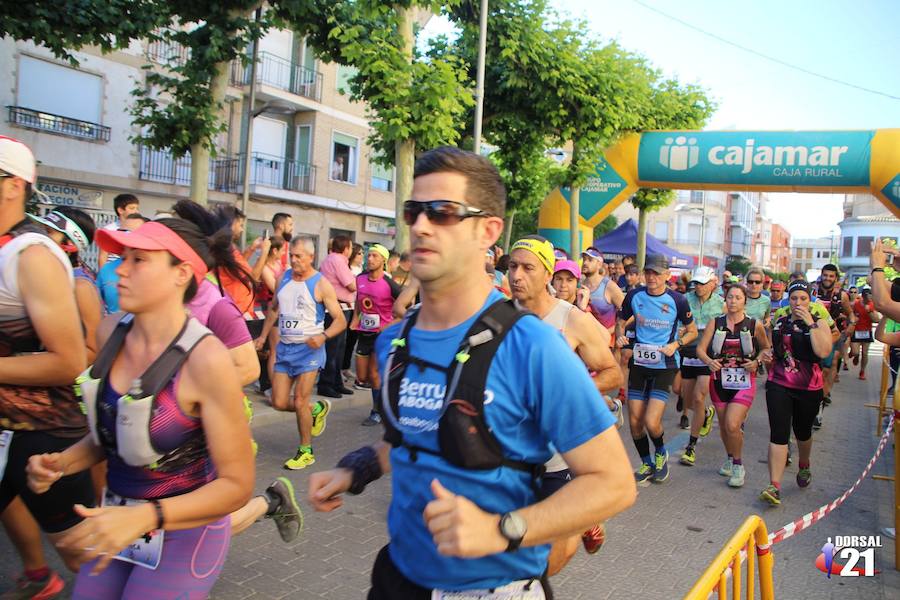 El corredor del C.D. Filippedes Moratalla completa el recorrido en 1 hora y 24 minutos, por el registro de 1 hora y 40 minutos de la atleta del Mobel Automenor Running Club