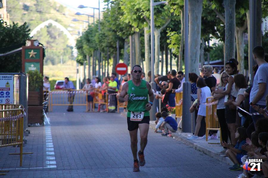 El corredor del C.D. Filippedes Moratalla completa el recorrido en 1 hora y 24 minutos, por el registro de 1 hora y 40 minutos de la atleta del Mobel Automenor Running Club