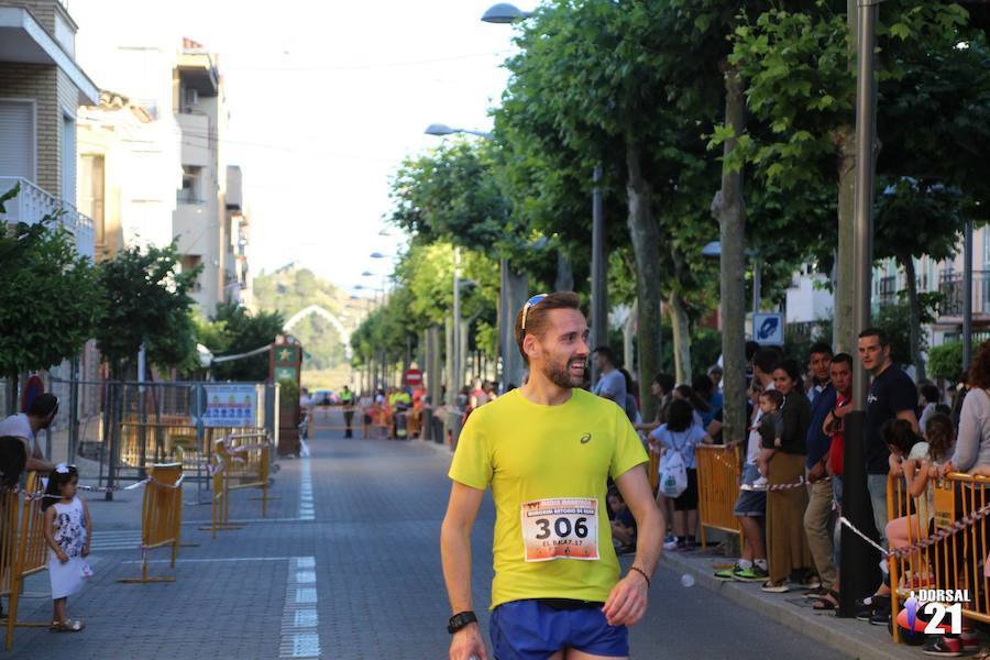 El corredor del C.D. Filippedes Moratalla completa el recorrido en 1 hora y 24 minutos, por el registro de 1 hora y 40 minutos de la atleta del Mobel Automenor Running Club