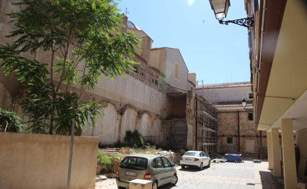 El claustro de la iglesia del Carmen, donde se va a a llevar a cabo la reconstrucción . 