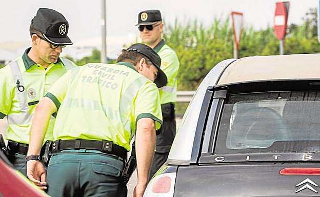 Control de la Guardia Civil.