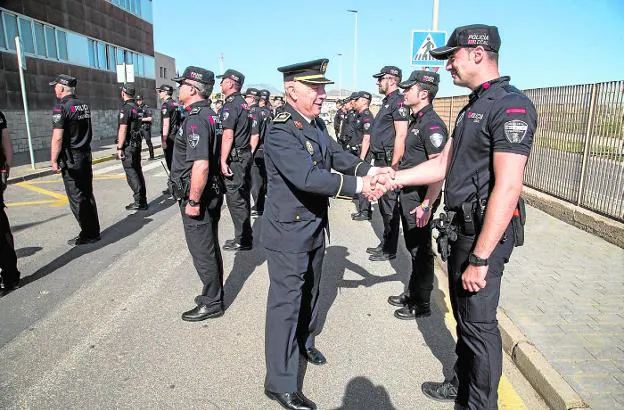 José Juan Cabello Ros, durante su despedida como jefe de la plantilla.