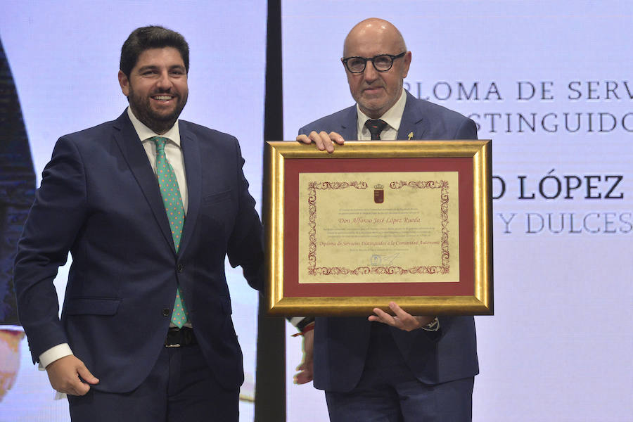 El Teatro Guerra de Lorca acogió este año la celebración de la gala