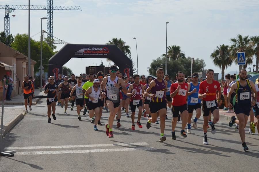 El corredor del Rajaos Runner consigue la victoria con un tiempo de 33:28 minutos, por los 44:48 para la atleta del C.A.C. Jacinto Benavente