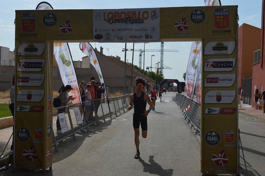 El corredor del Rajaos Runner consigue la victoria con un tiempo de 33:28 minutos, por los 44:48 para la atleta del C.A.C. Jacinto Benavente