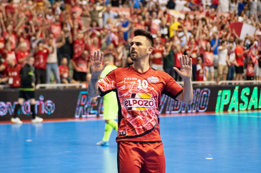 Los de Giustozzi remontaron una desventaja de dos goles para ganar en la tanda tras empatar a 3; serán campeones si ganan el lunes en el Palacio