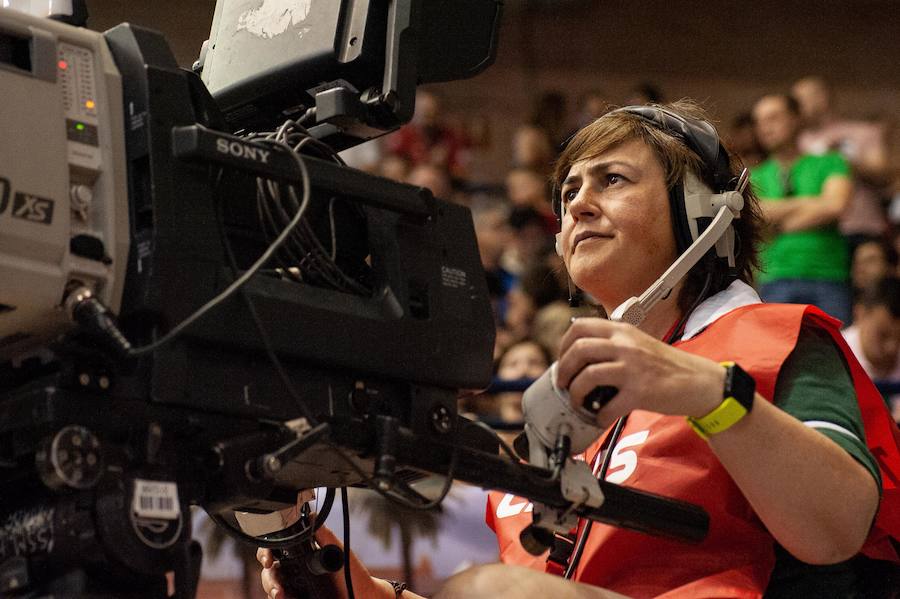 Los de Giustozzi remontaron una desventaja de dos goles para ganar en la tanda tras empatar a 3; serán campeones si ganan el lunes en el Palacio