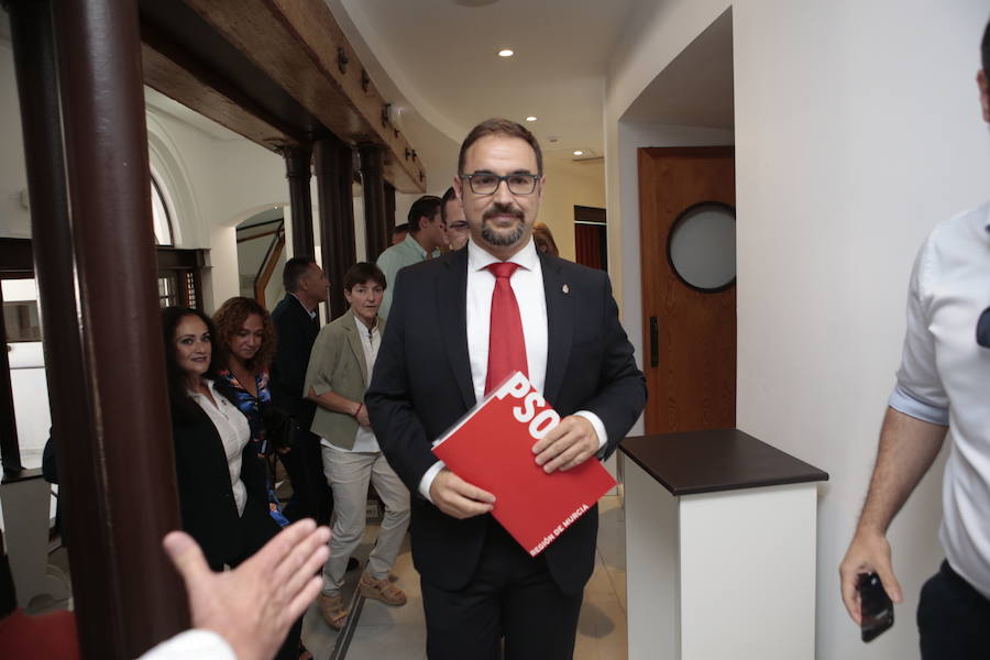 Lorca pasa a manos del PSOE con los votos de IU y Cs después de que el socialista Diego José Mateos arrebatara la alcaldía a Fulgencio Gil y diera cabida en el gobierno municipal al edil de la formación naranja como primer teniente de alcalde