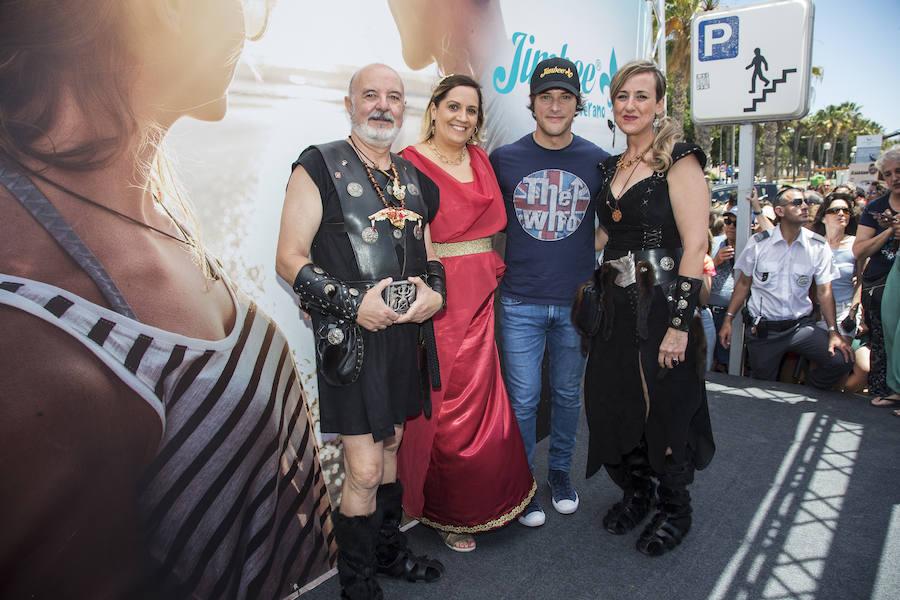 Cientos de personas se aglutinaron en la explanada del puerto para conocer a una de las estrellas de Masterchef y disfrutar de la gastronomía local