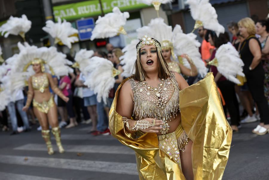 El centro la capital vuelve a teñirse de color para visibilizar las reivindicaciones del colectivo LGTBI+