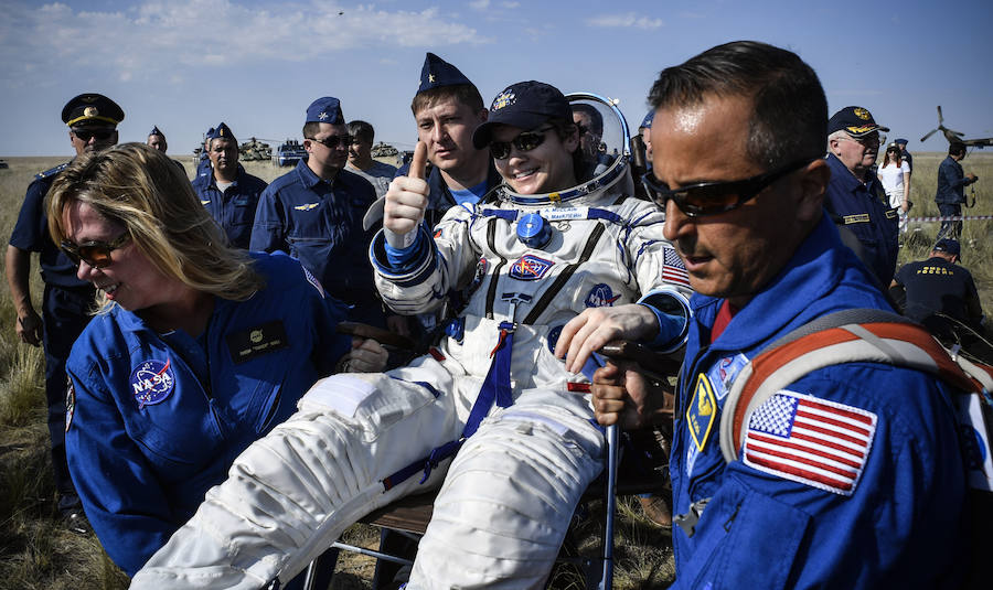 Aterrizaje de la cápsula Soyuz MS-11 con el equipo de la Estación Espacial Internacional del astronauta de la NASA Anne McClain, el cosmonauta ruso Oleg Kononenko y David Saint-Jacques de la Agencia Espacial Canadiense, en un zona remota de Kazajistán