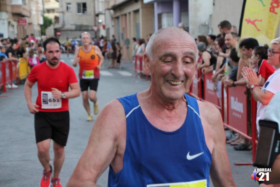 El vencedor de la prueba completa los 5 kilómetros en 15:21 minutos, por los 19:31 de la atleta del Espuña Trail