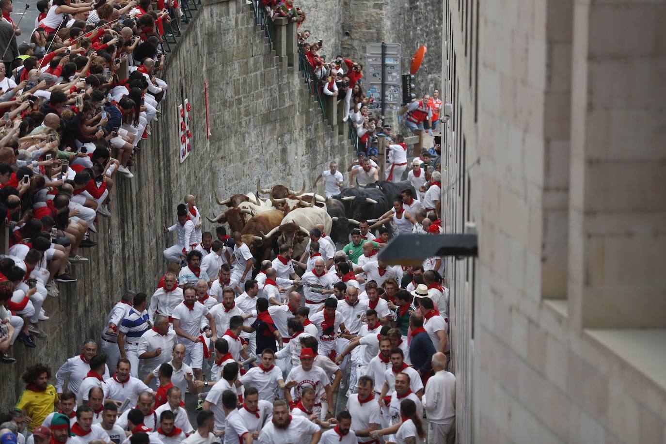 Fotos: Las imágenes que ha dejado el primer encierro de los Sanfermines 2019