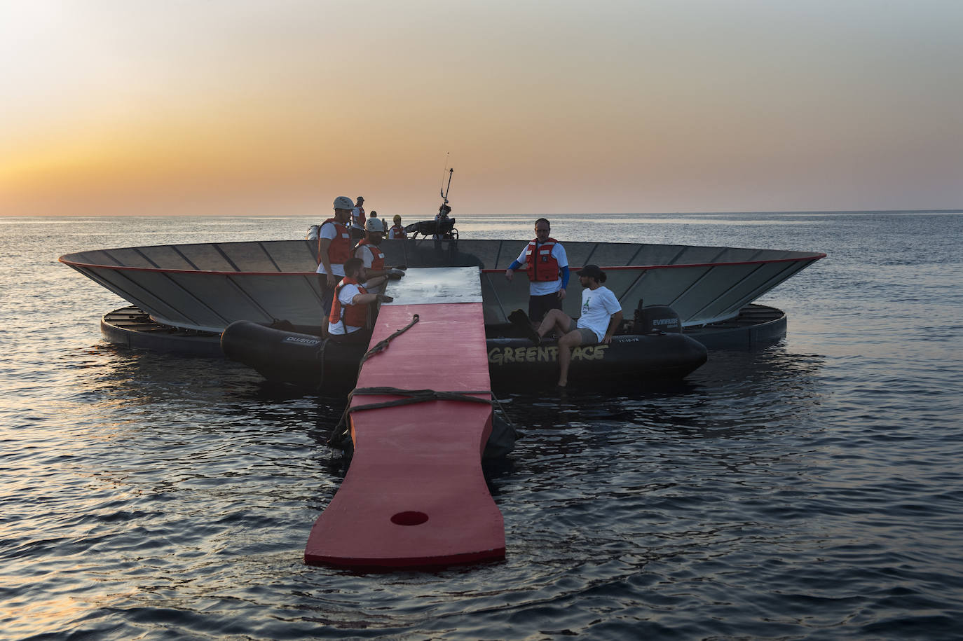 La iniciativa llevada a cabo por Greenpeace alerta sobre el aumento de las temperaturas, especialmente en los océanos, que acumulan gran parte del calor