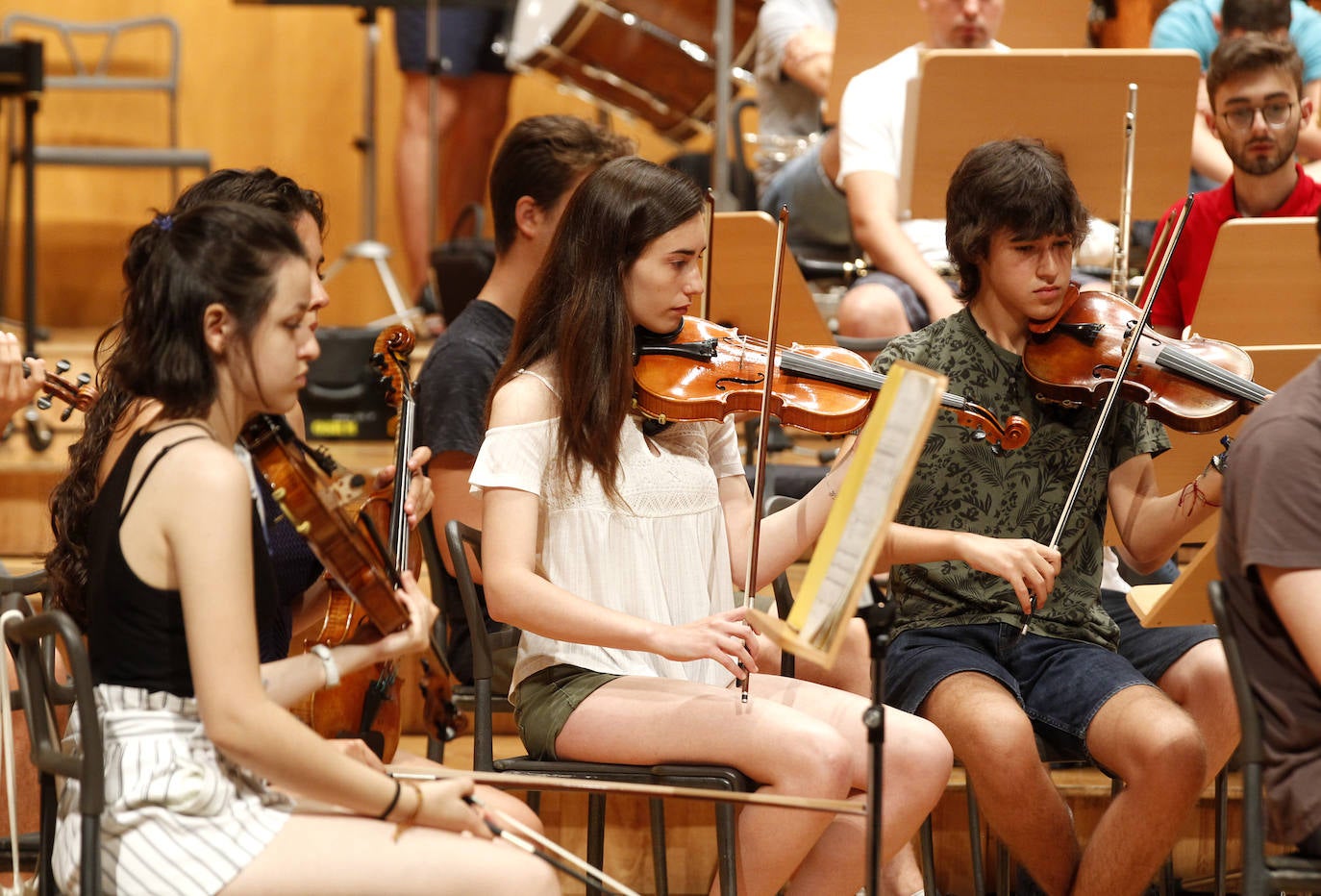 Fotos: La Orquesta de Jóvenes de la Región actúa esta semana en Murcia y Torrevieja