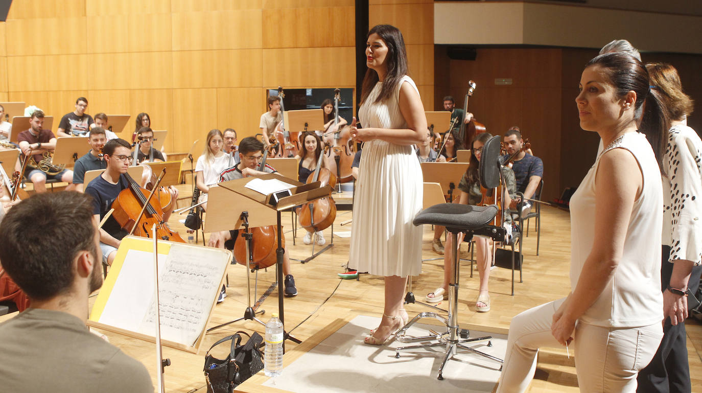 Fotos: La Orquesta de Jóvenes de la Región actúa esta semana en Murcia y Torrevieja