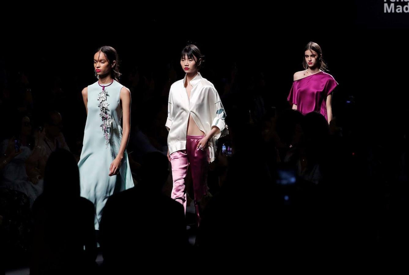 Los diseños Primavera/Verano 2020 de Marcos Luengo desfilan en la Mercedes-Benz Fashion Week de Madrid