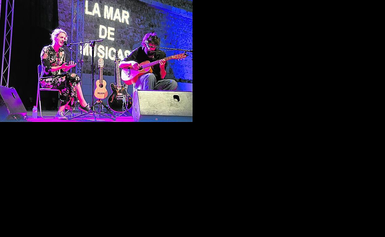 Luísa Sobral, sobre el escenario del antiguo CIM, el sábado.