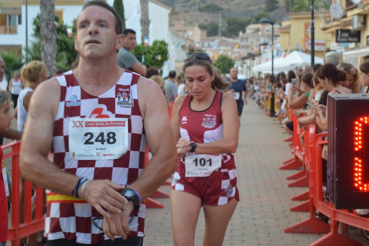 El corredor del 190 Milésimas completa la prueba en 16:10 minutos, por los 20:18 de la vencedora femenina