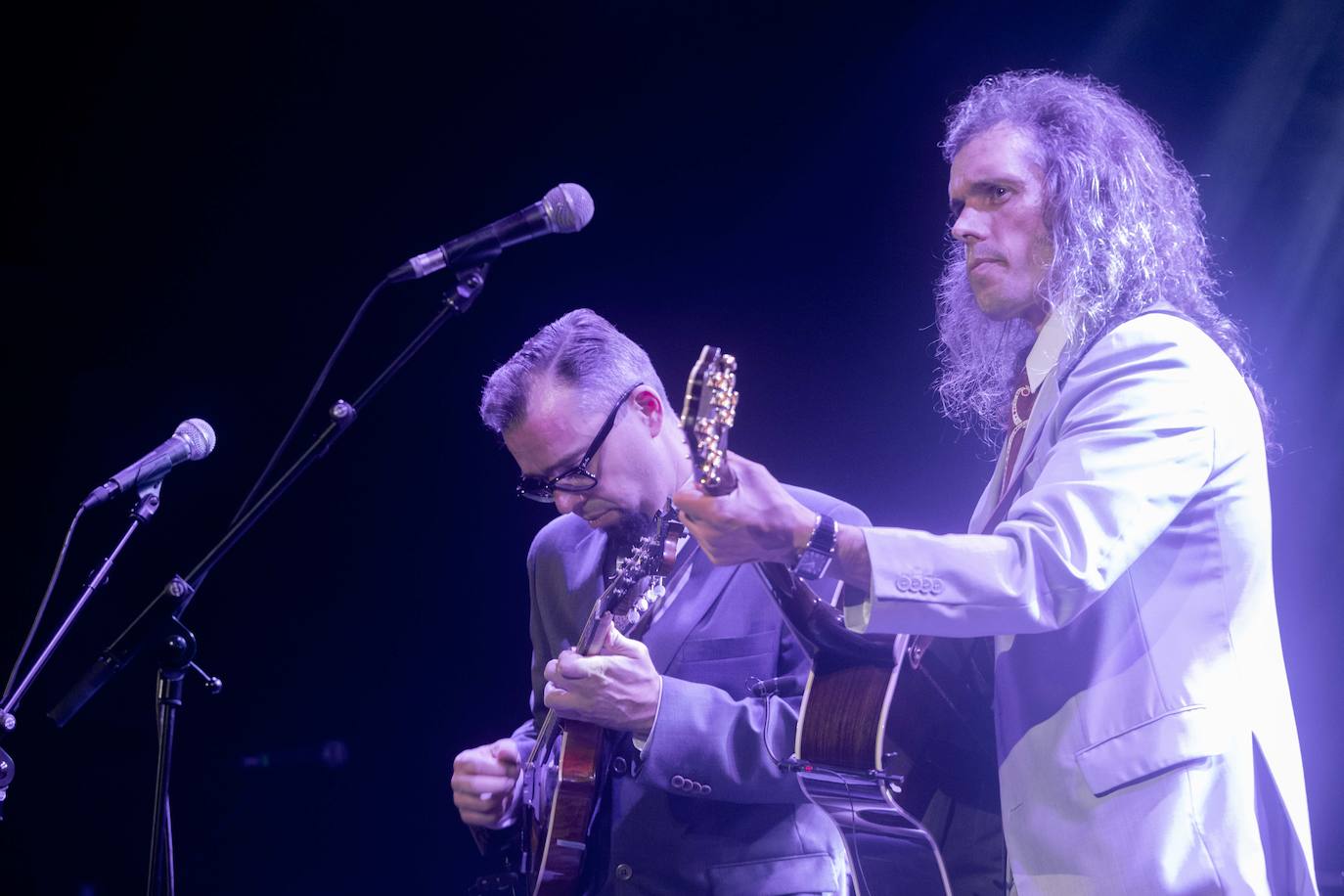 Niño de Elche, Los Hermanos Cubero y Amaia protagonizaron la noche del viernes en Cartagena.