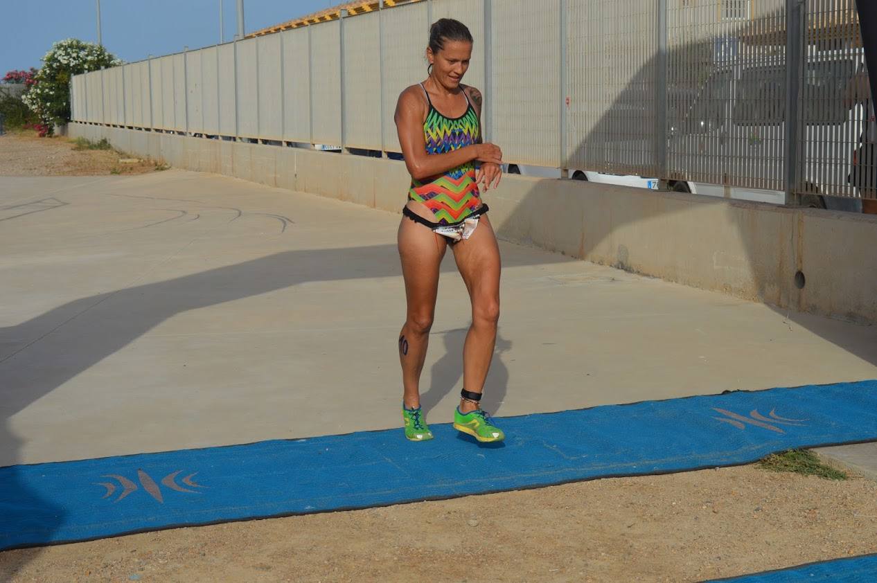 El corredor del C.A. Mandarache Cartagena completa los 5 kilómetros en 19:08 minutos, por los 22:54 de la atleta del Grupo Alcaraz