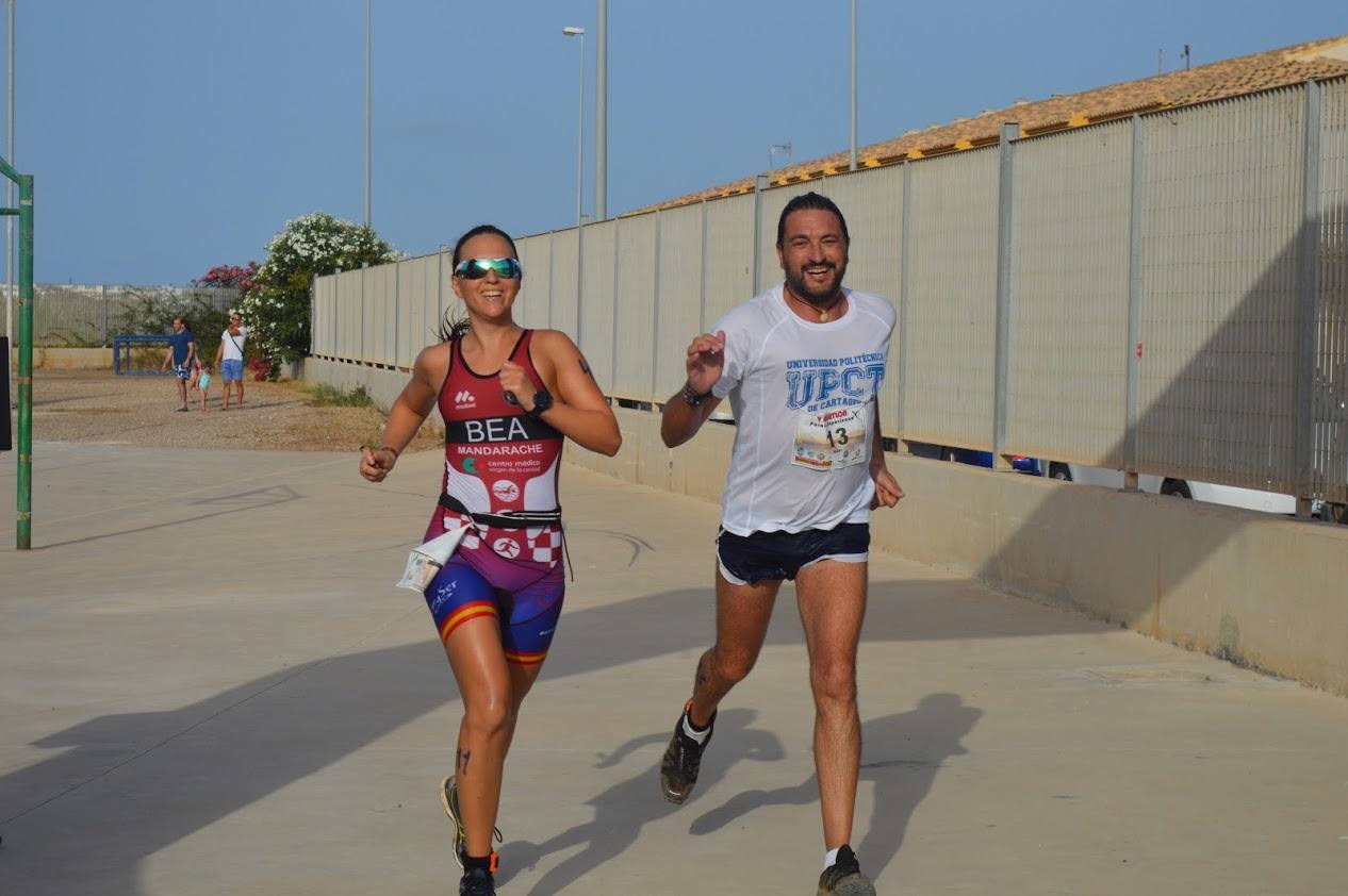 El corredor del C.A. Mandarache Cartagena completa los 5 kilómetros en 19:08 minutos, por los 22:54 de la atleta del Grupo Alcaraz