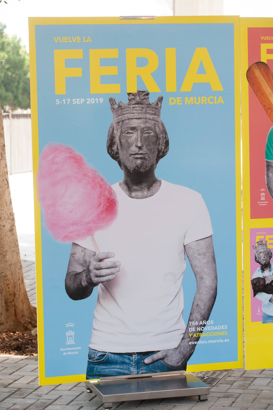 Las autoridades municipales dieron a conocer ayer el cartel anunciador de los festejos. El protagonista es el rey Alfonso X El Sabio, creador de estos días festivos en el año 1266.