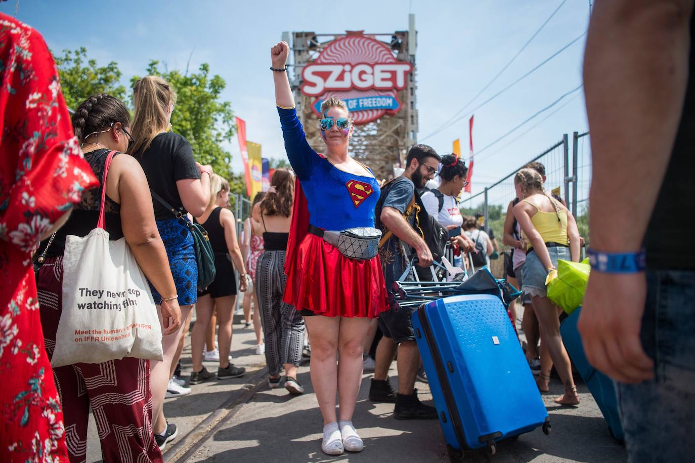 Música, arte y diversión se mezclan en la 27 edición del Sziget Festival, en Budapest (Hungría). El Sziget Festival, que cuenta en su cartel con artistas de la talla de Ed Sheeran y Foo Fighters, se celebra del 7 al 13 de agosto.