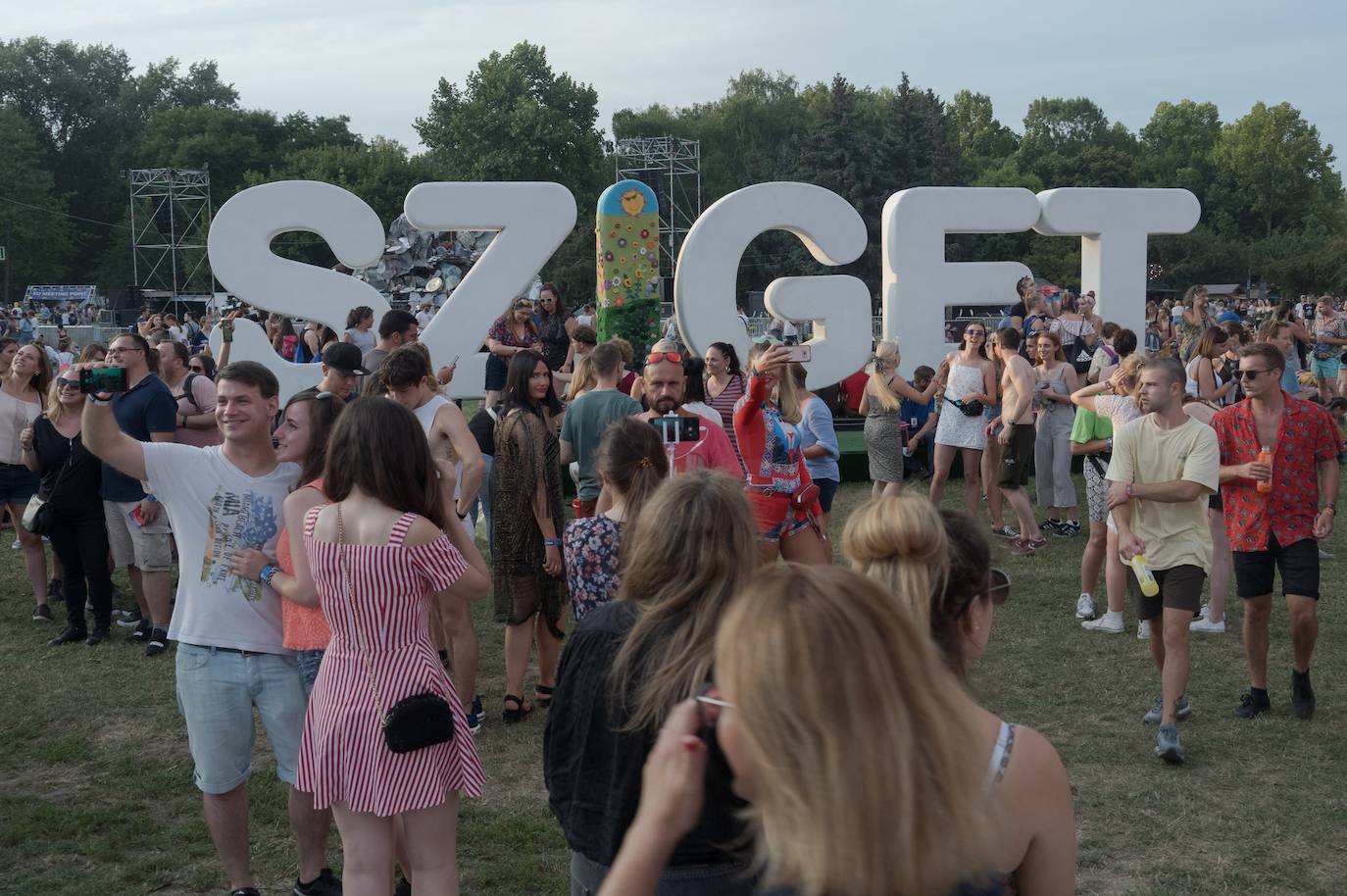 Música, arte y diversión se mezclan en la 27 edición del Sziget Festival, en Budapest (Hungría). El Sziget Festival, que cuenta en su cartel con artistas de la talla de Ed Sheeran y Foo Fighters, se celebra del 7 al 13 de agosto.