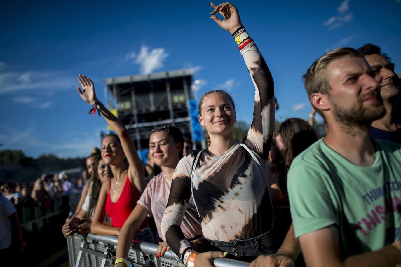 Música, arte y diversión se mezclan en la 27 edición del Sziget Festival, en Budapest (Hungría). El Sziget Festival, que cuenta en su cartel con artistas de la talla de Ed Sheeran y Foo Fighters, se celebra del 7 al 13 de agosto.