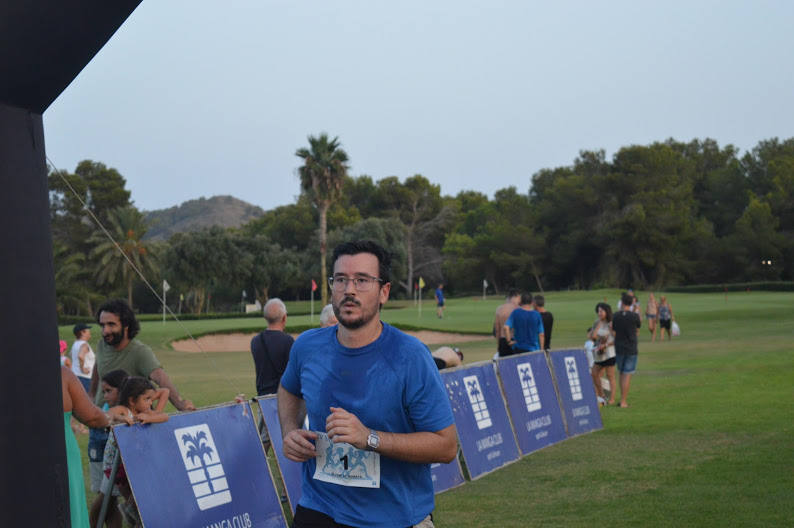 El corredor del Alumbres Sport completa el recorrido de 7 kilómetros en 23:39 minutos, por los 28:46 de la atleta del Grupo Alcaraz